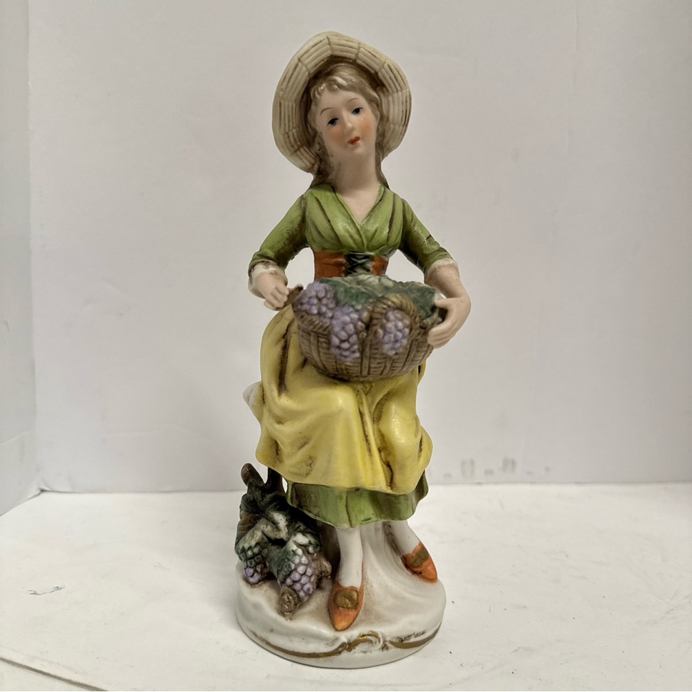 Vintage Homeco 1258 Porcelain Women with Grapes Figurine